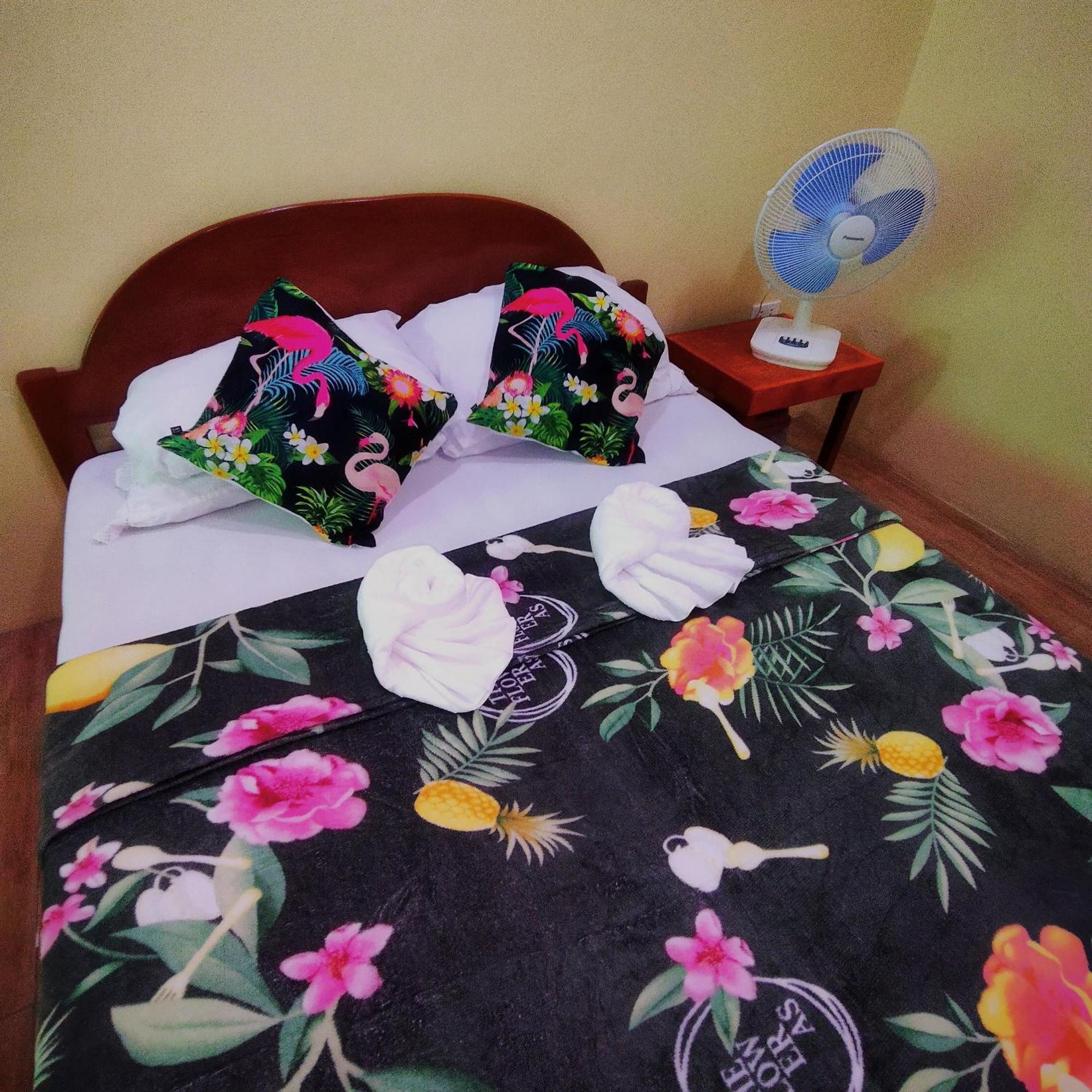 Pamujo Hostel Baclayon Zimmer foto